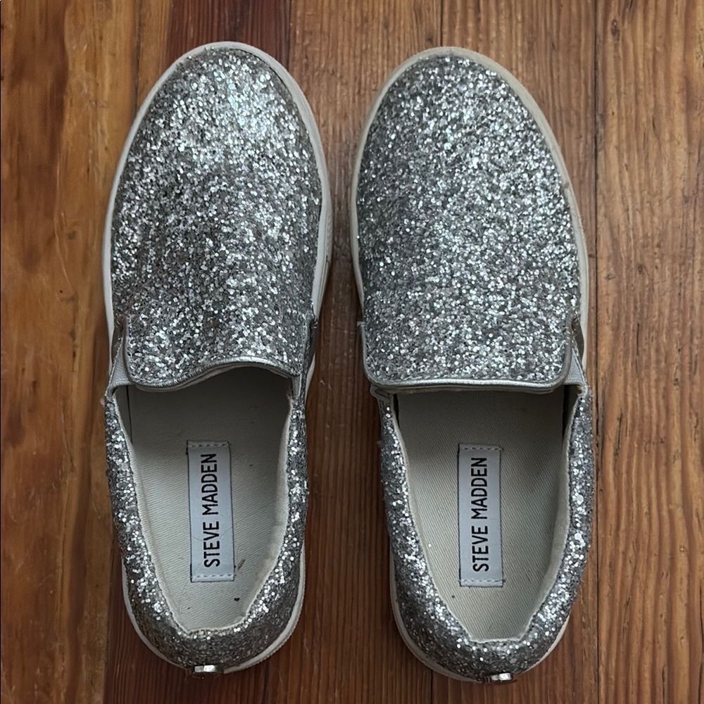 Steve Madden Women's Silver Glitter Slip-On Shoes